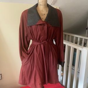 Beautiful EUC Italian made woman’s coat